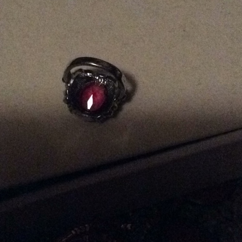 Ring - Picture 6 of 8